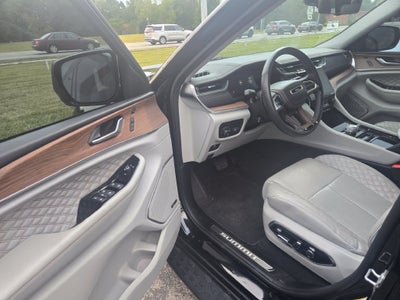 2022 Jeep Grand Cherokee L Summit