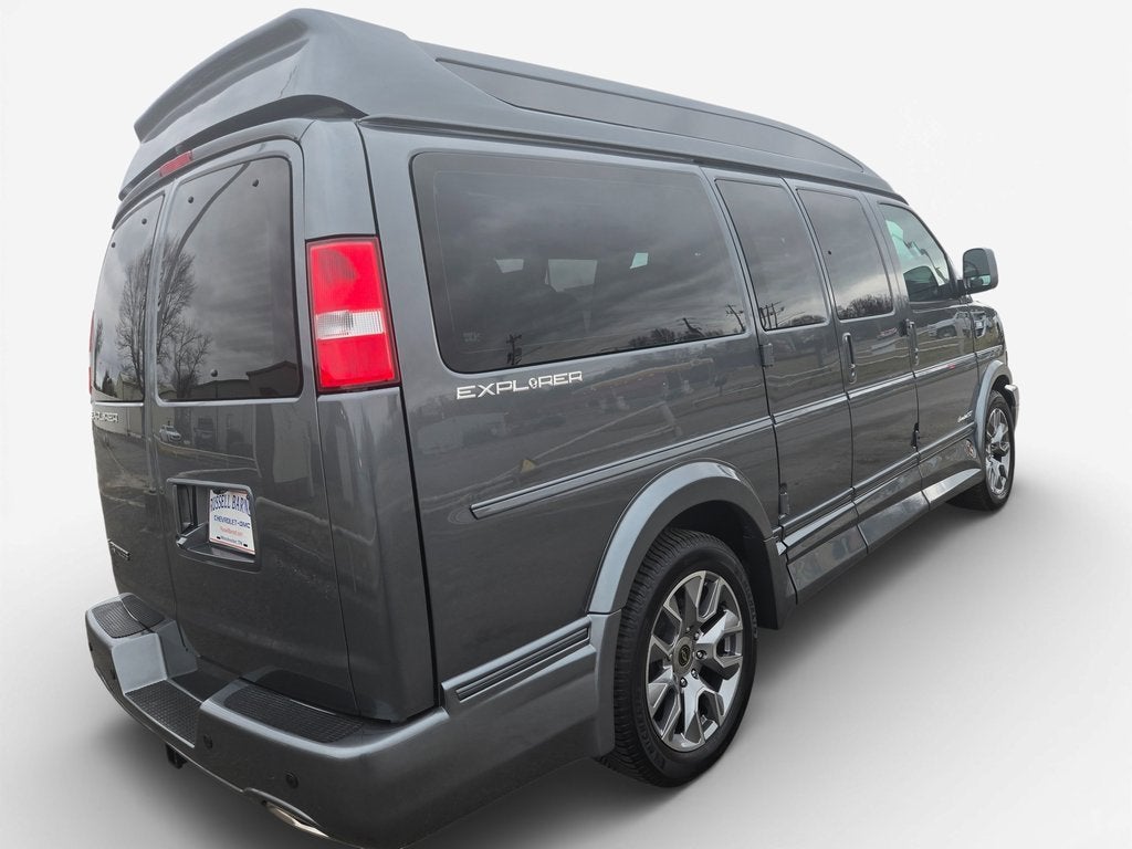 2026 Chevrolet Express Cargo WT