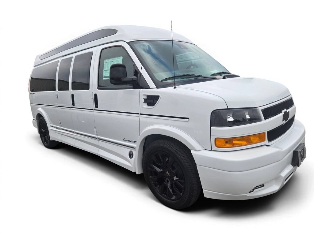 2026 Chevrolet Express Cargo WT
