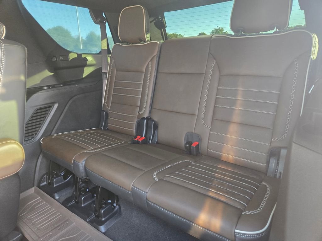 2025 GMC Yukon Denali Ultimate
