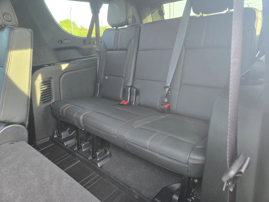 2021 Chevrolet Suburban RST