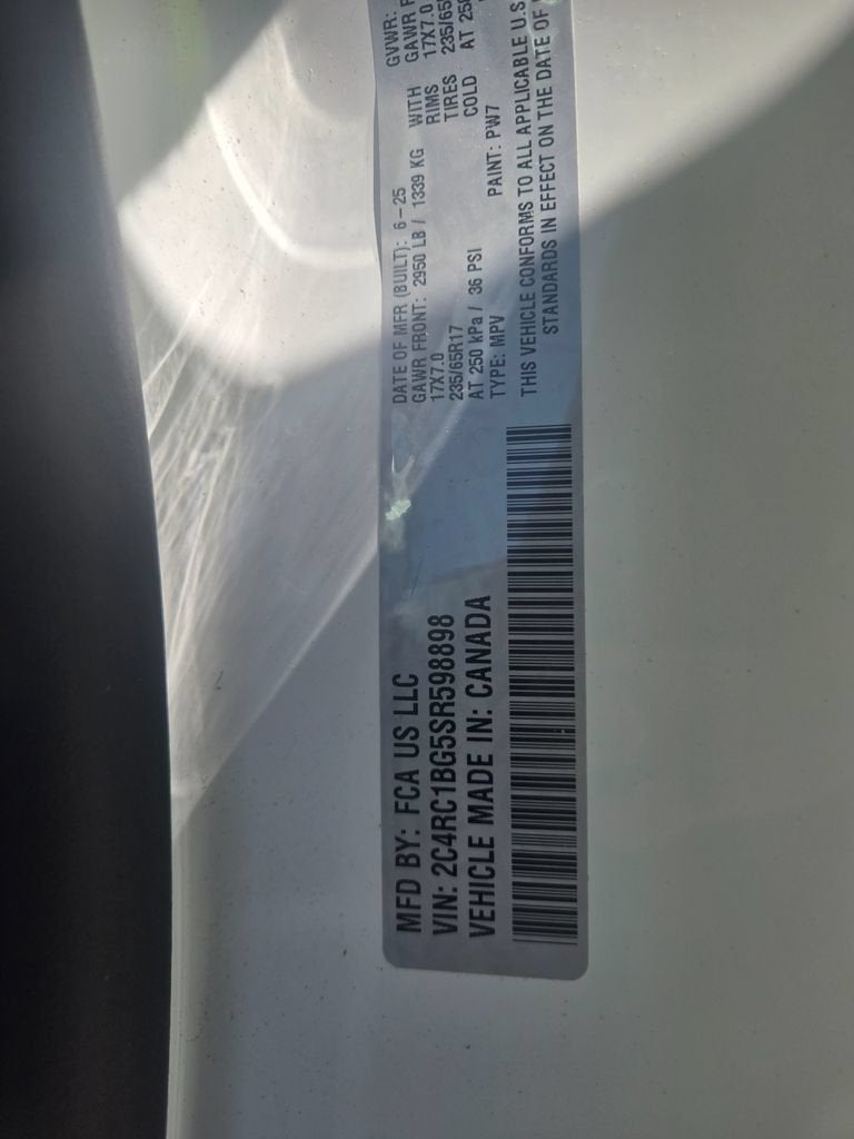 2025 Chrysler Pacifica Select