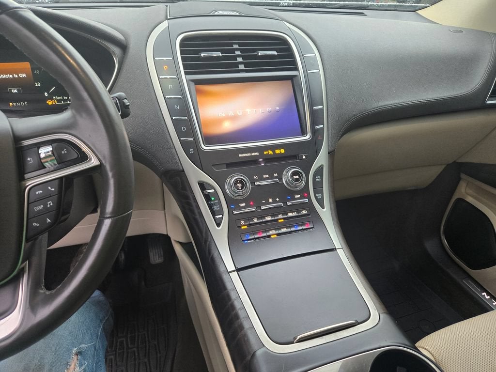2020 Lincoln Nautilus Reserve