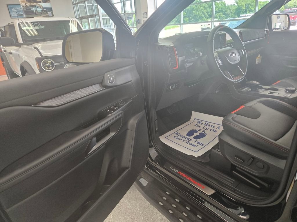 2023 Toyota Tundra 4WD SR5