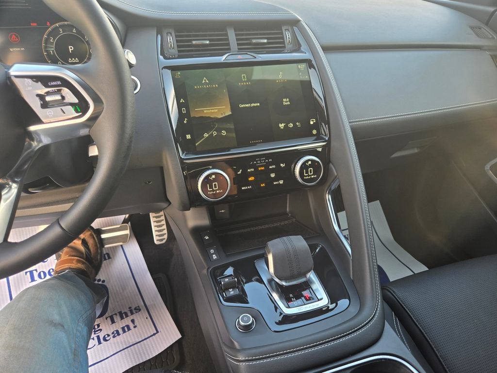 2024 Jaguar E-PACE R-Dynamic SE
