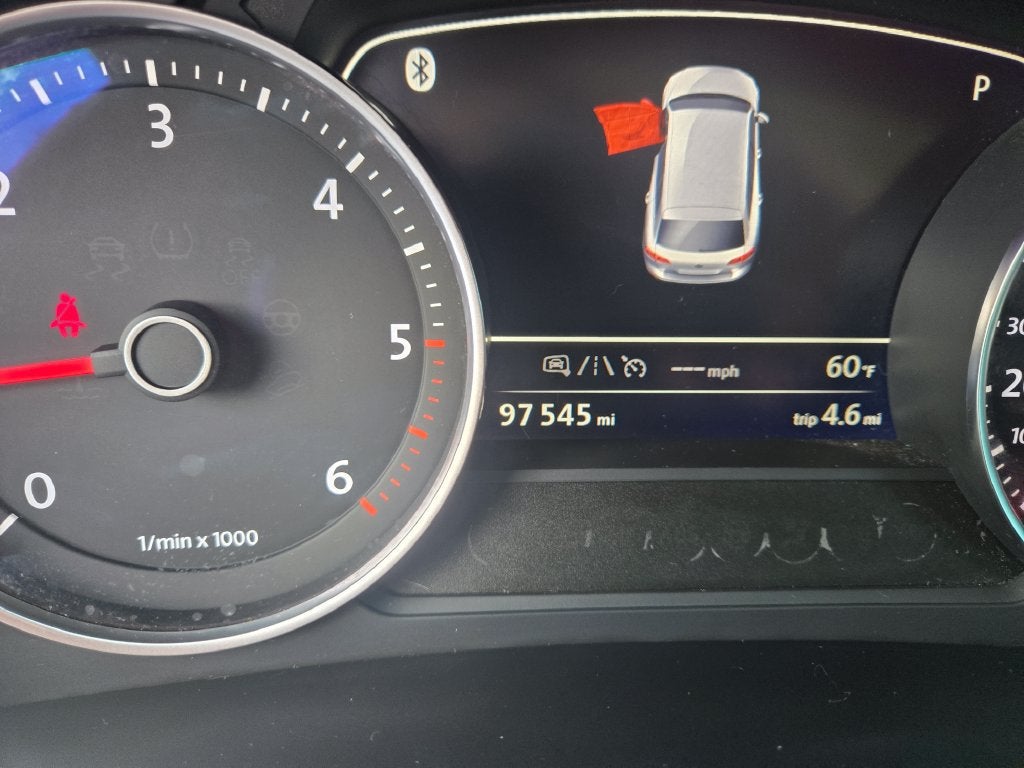 2016 Volkswagen Touareg Sport w/Technology