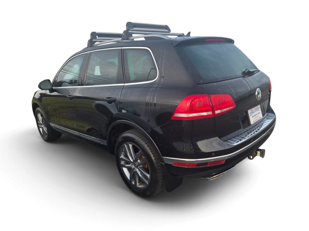 2016 Volkswagen Touareg Sport w/Technology