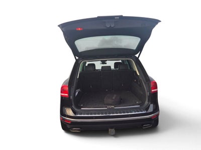 2016 Volkswagen Touareg Sport w/Technology