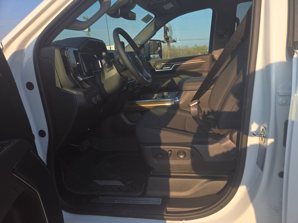 2026 Chevrolet Silverado 3500 HD Chassis Cab LT