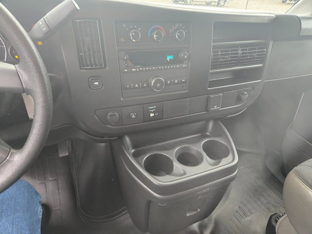 2024 Chevrolet Express Cargo 2500 WT