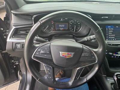 2022 Cadillac XT5 Premium Luxury