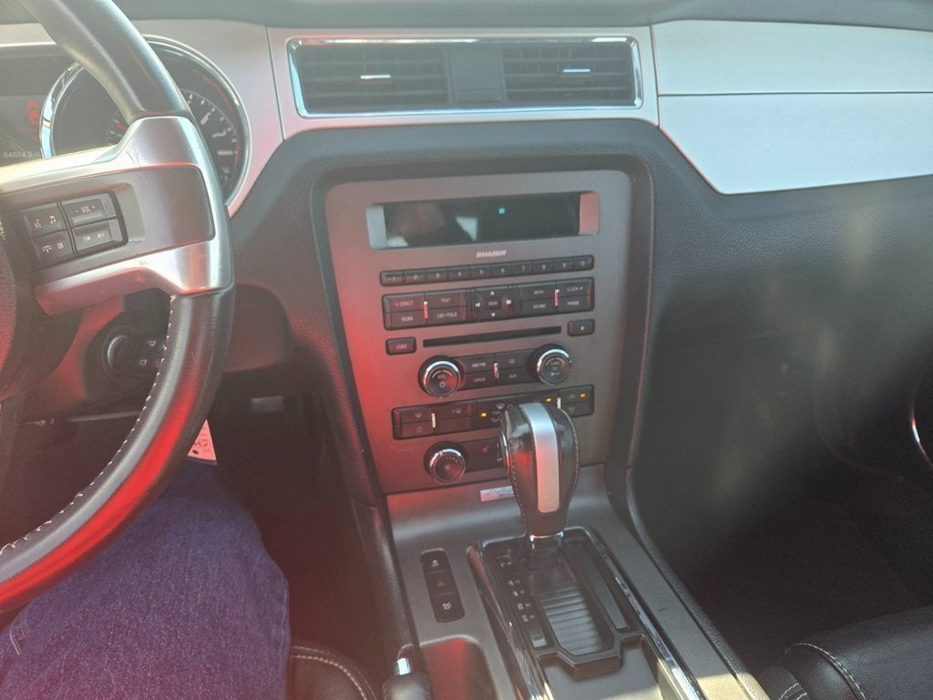 2014 Ford Mustang V6