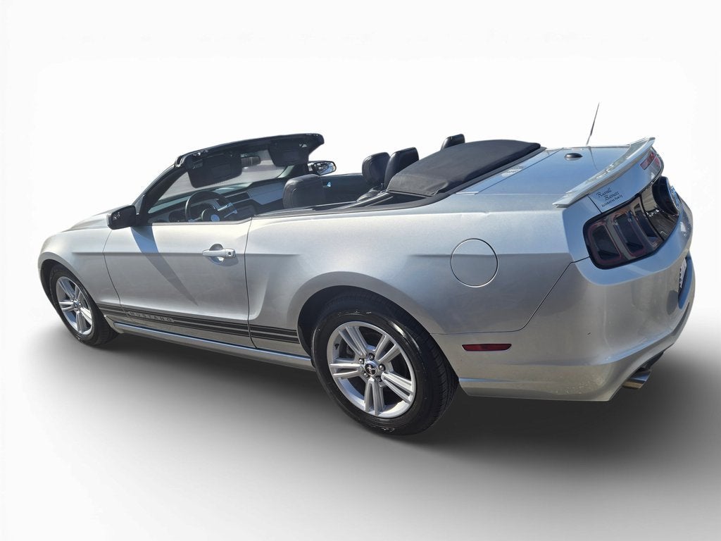 2014 Ford Mustang V6