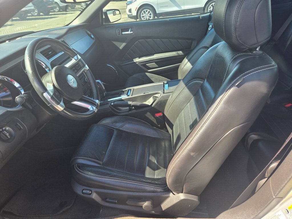 2014 Ford Mustang V6