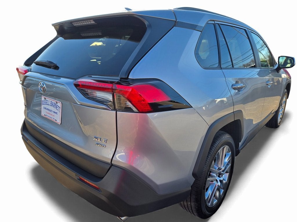 2025 Toyota RAV4 XLE Premium