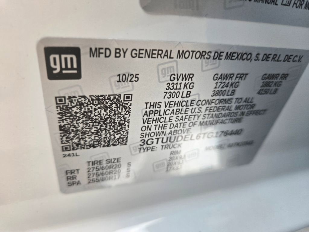 2026 GMC Sierra 1500 SLT