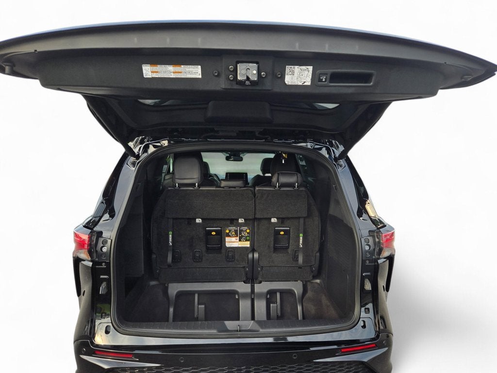 2023 Toyota Sienna XSE