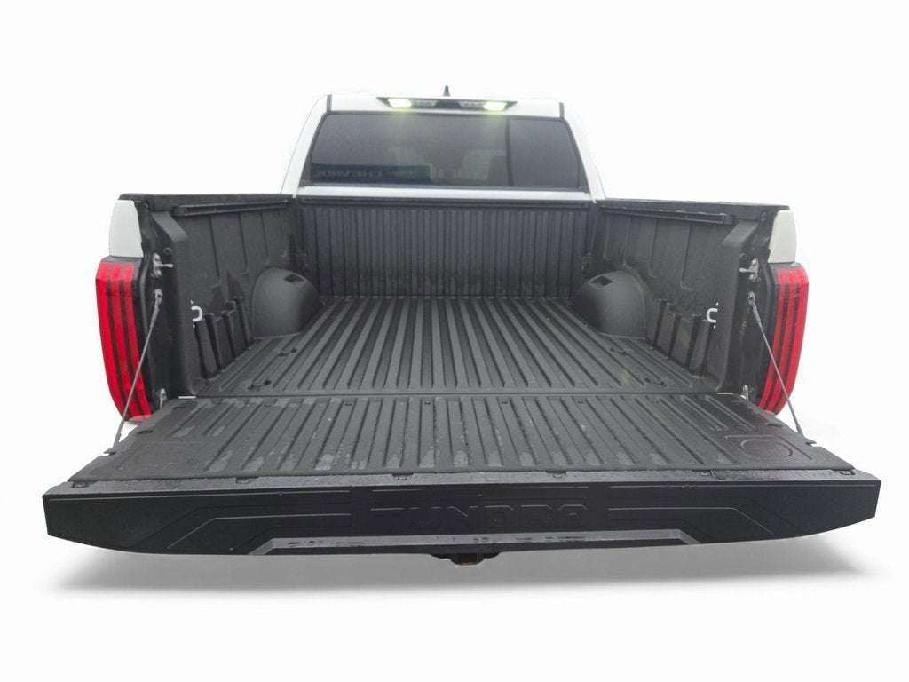 2022 Toyota Tundra 4WD SR5