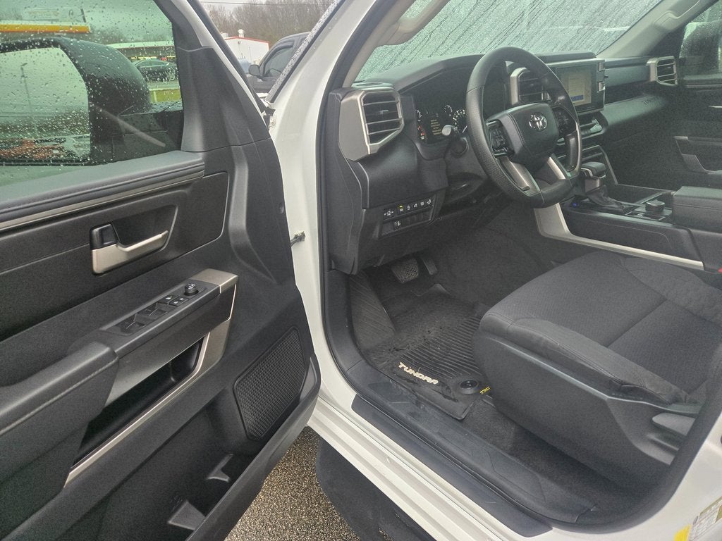 2022 Toyota Tundra 4WD SR5